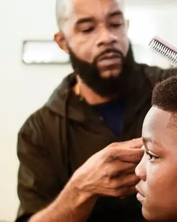 Zo, barber at Latch Life West Palm Beach